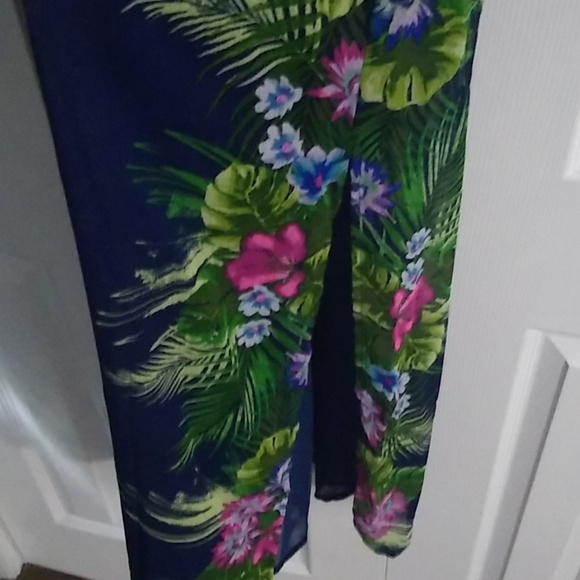 ⭐ Candie's Navy Maxi Dress - Picture 2 of 6